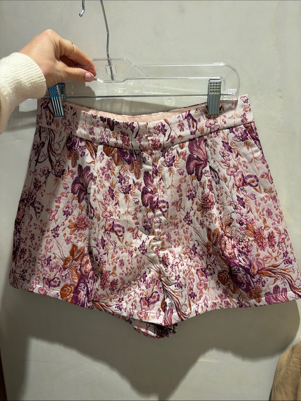 AUREUM Pink and Purple Floral Jacquard High-Waist Shorts